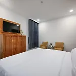 Ly Ly Hotel 2 Binh Tan District
