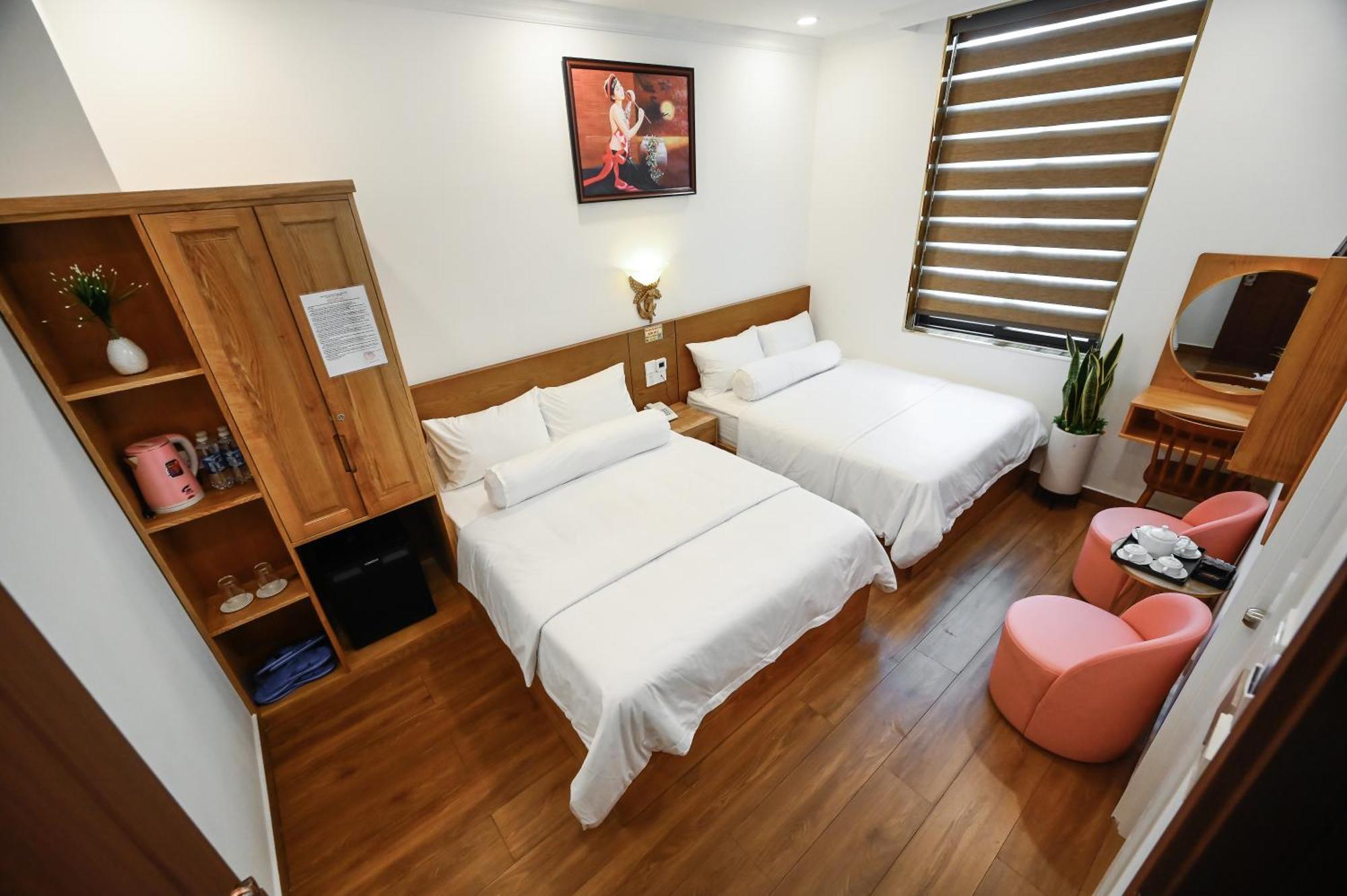 Khách sạn Ly Ly 2 4*