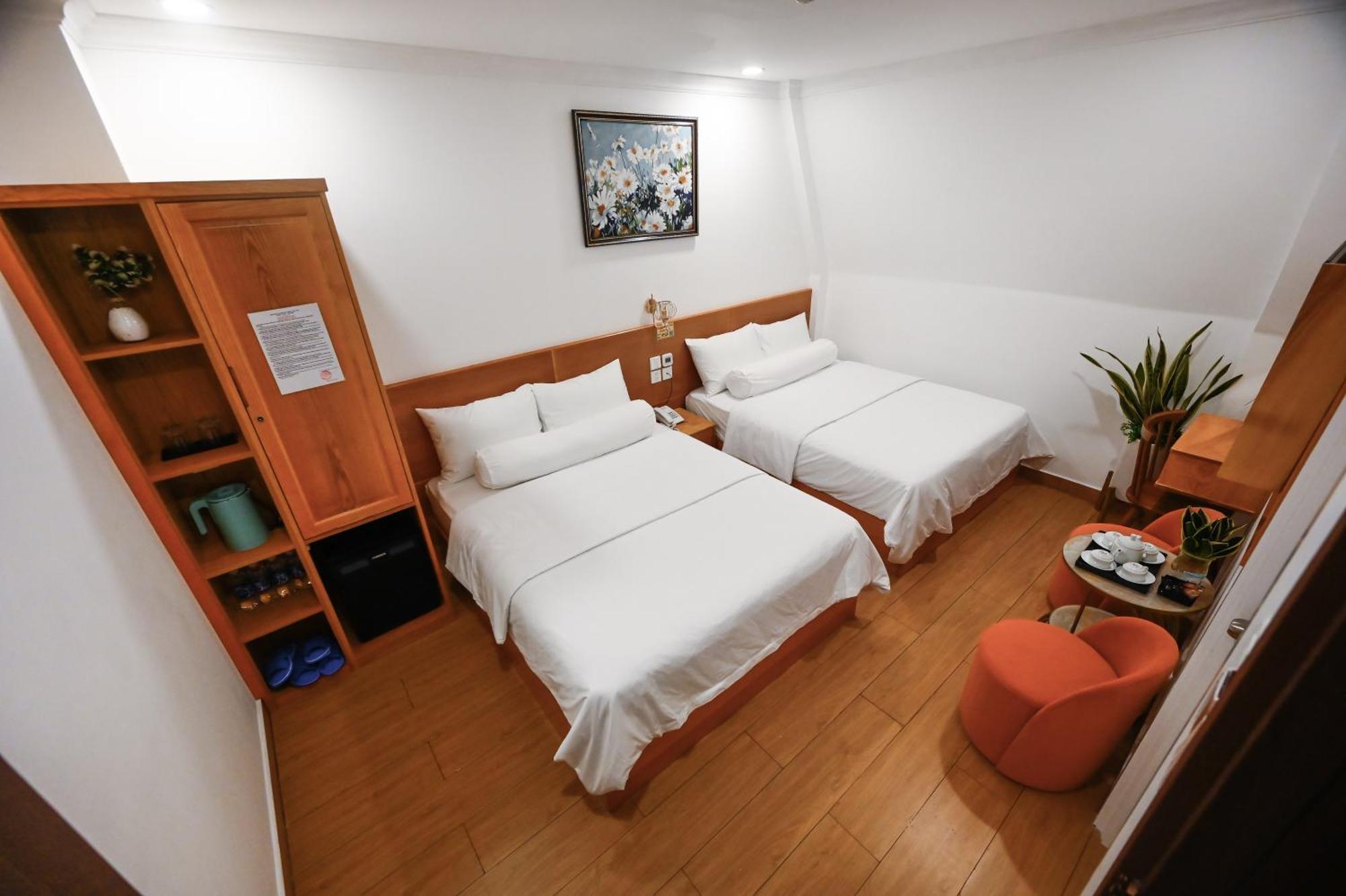 Ly Ly 2 4* TP. Hồ Chí Minh